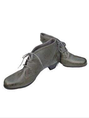 Rockport Cobb Hill Women's Aria Chukka Boot, Dark Green Size 8